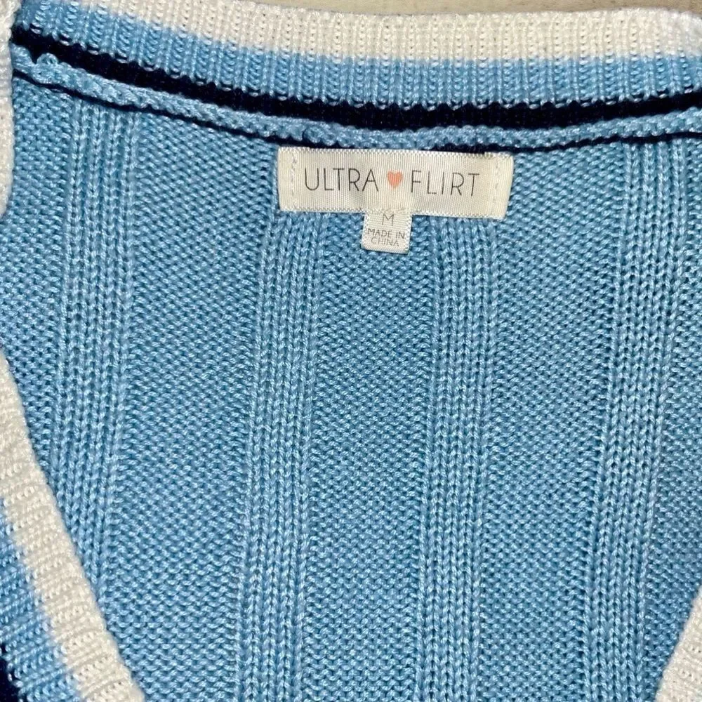 Ultra Flirt Sweater Vest Y2K Light Blue Striped V-Neck Cropped Preppy Tennis M 🍭